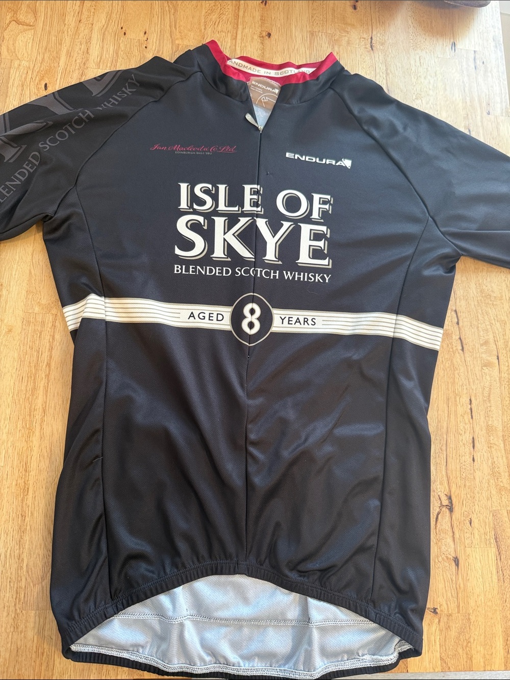 Endura Isle of Skye Black Cycling Jersey